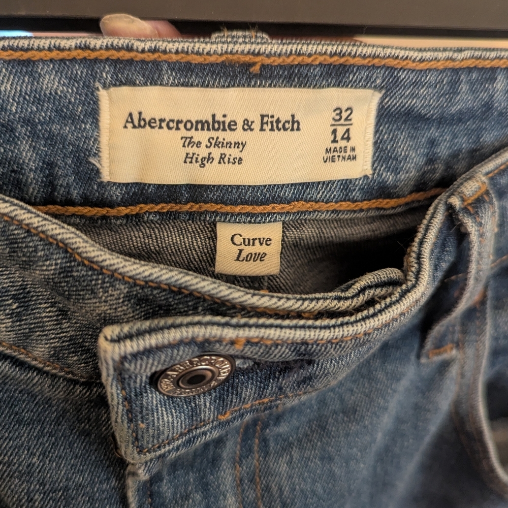 Abercrombie & Fitch Women's Curve Love Jeans